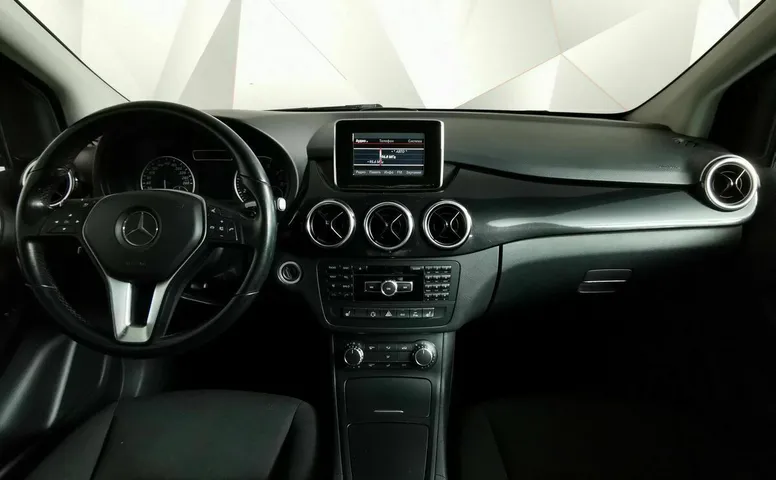 Mercedes-Benz B-Класс B 180 7G-DCT (122 л.с.) Черный