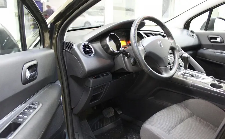 Peugeot 3008 I