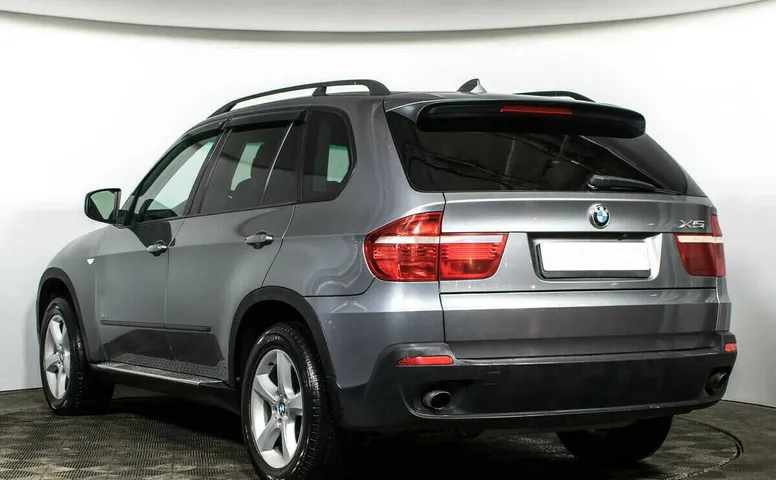 BMW X5 II (E70)