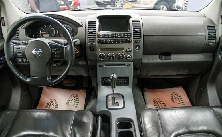 Nissan Pathfinder III