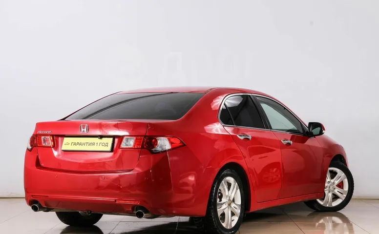 Honda Accord, 8 поколение