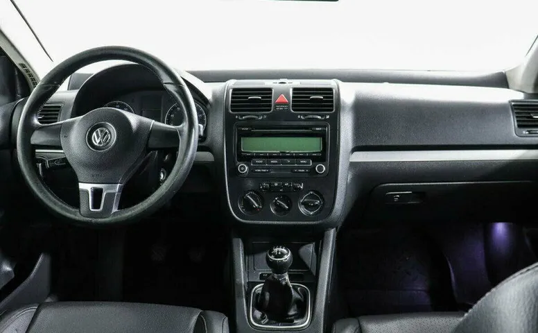 Volkswagen Jetta 2.5 Механика
