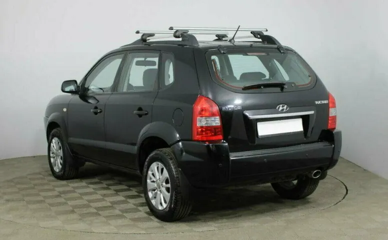 Hyundai Tucson 2.0 Автомат