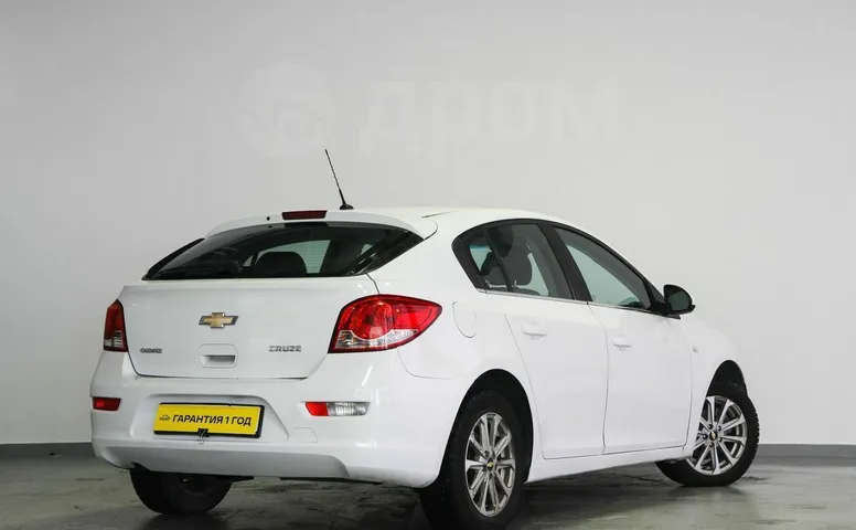 Chevrolet Cruze, 1 поколение