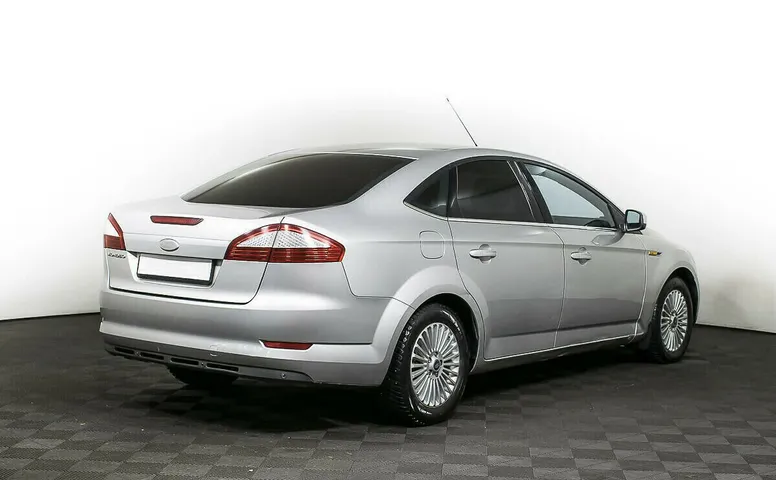 Ford Mondeo IV