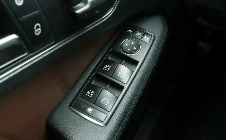 Mercedes-Benz E-Класс IV (W212, S212, C207)