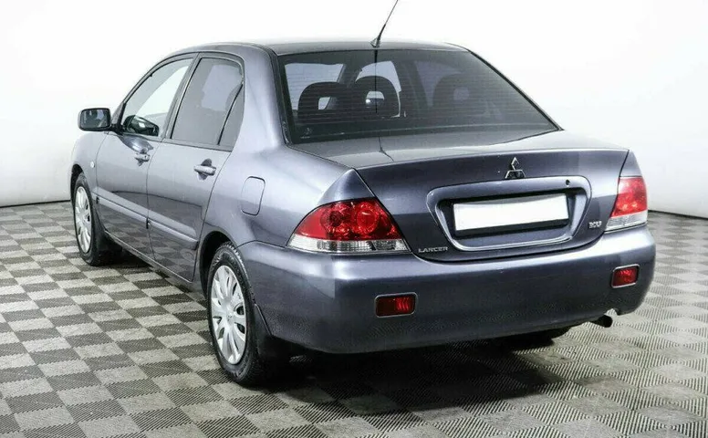 Mitsubishi Lancer 1.6 Автомат