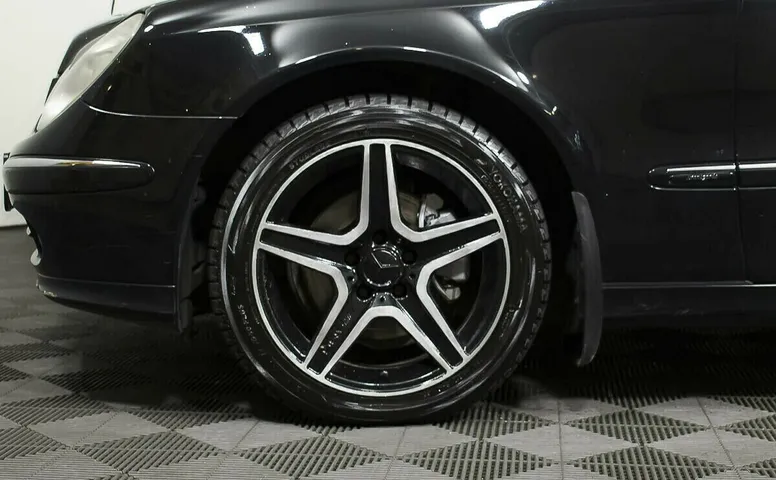 Mercedes-Benz E-Класс III (W211, S211)