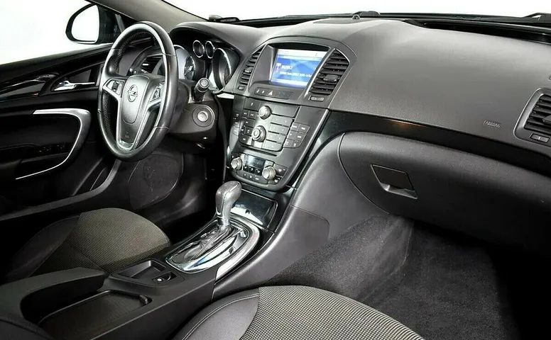 Opel Insignia I