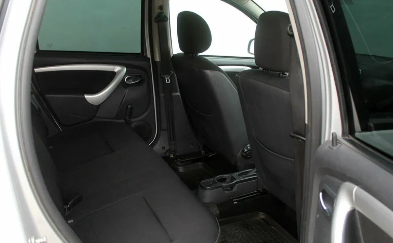 Nissan Terrano III (D10)