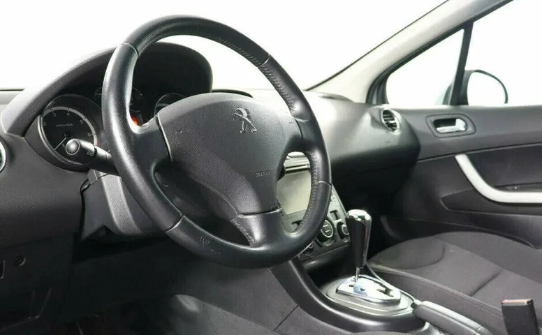 Peugeot 408 1.6 Автомат