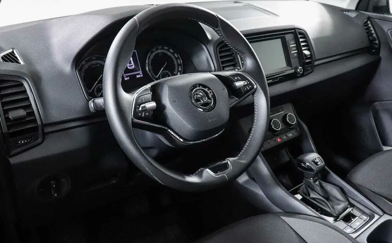 Skoda karoq мкпп 2022 с пробегом 13 км