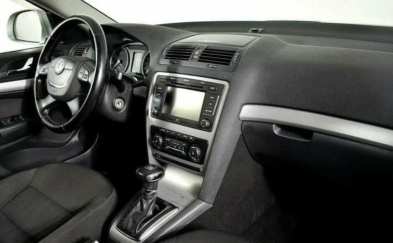 Skoda Octavia 1.4 Робот