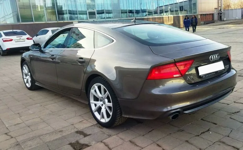 Audi A7 I (4G)