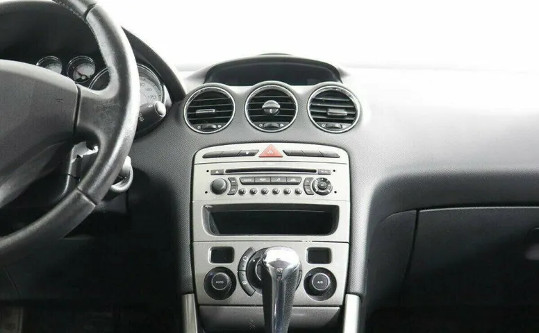 Peugeot 308 1.6 Автомат