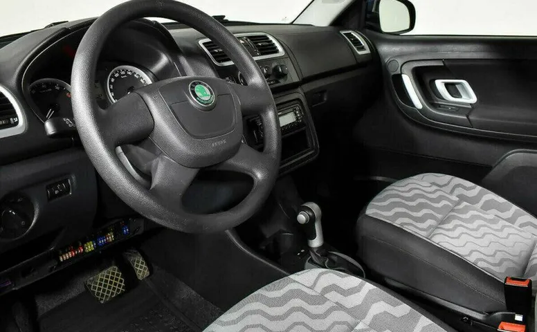 Skoda Fabia 1.6 Автомат