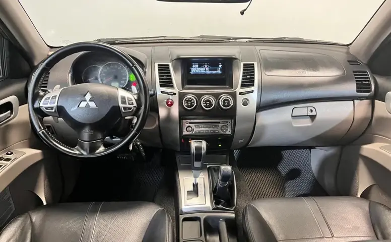 Mitsubishi Pajero Sport