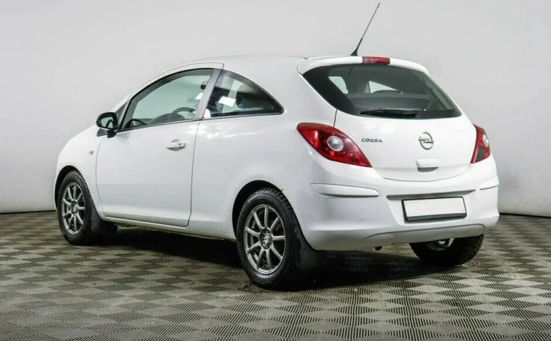 Opel Corsa 1.2 Робот