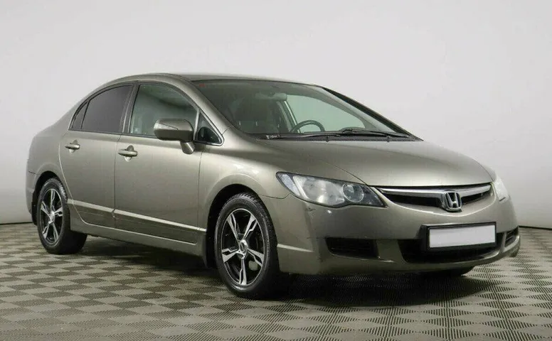 Honda Civic 1.8 Автомат