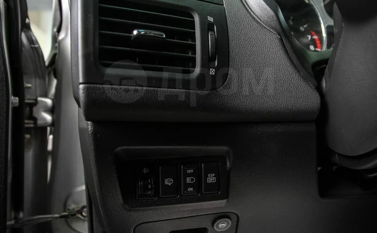Nissan X-Trail, 2 поколение