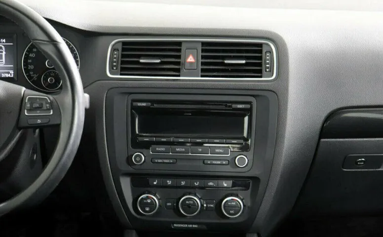 Volkswagen Jetta 1.4 Робот