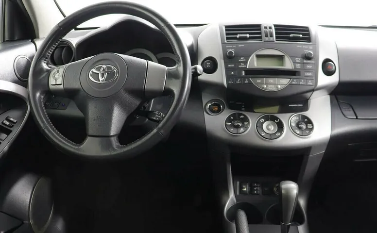 Toyota RAV4 III (XA30)