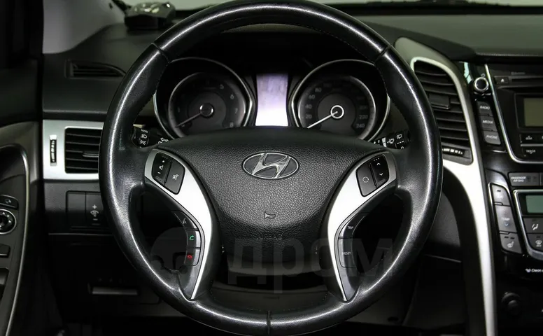 Hyundai i30, 2 поколение