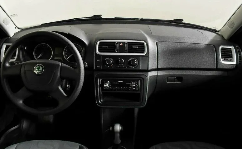 Skoda Fabia 1.6 Автомат