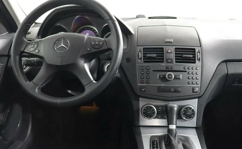 Mercedes-Benz C-Класс III (W204)