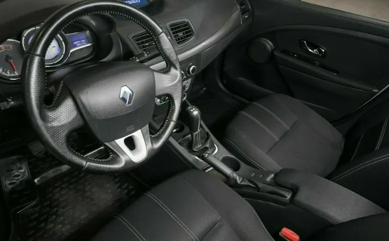Renault fluence