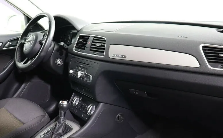 Audi Q3 I (8U)