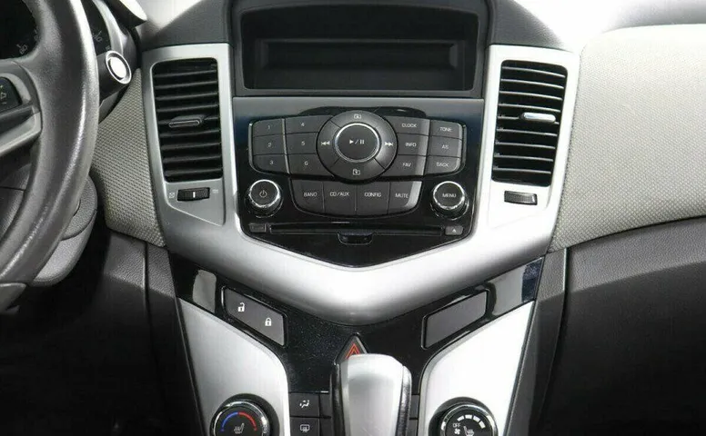 Chevrolet Cruze 1.6 Автомат