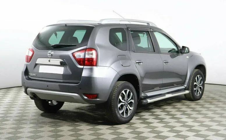 Nissan Terrano 2.0 Автомат