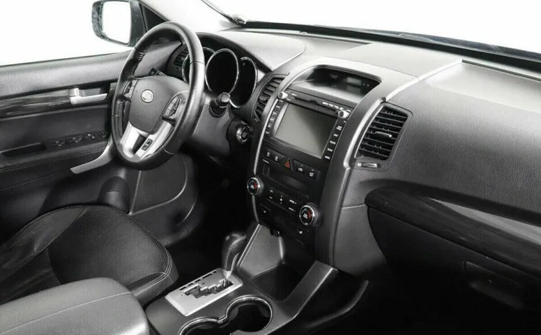 Kia Sorento 2.4 Автомат