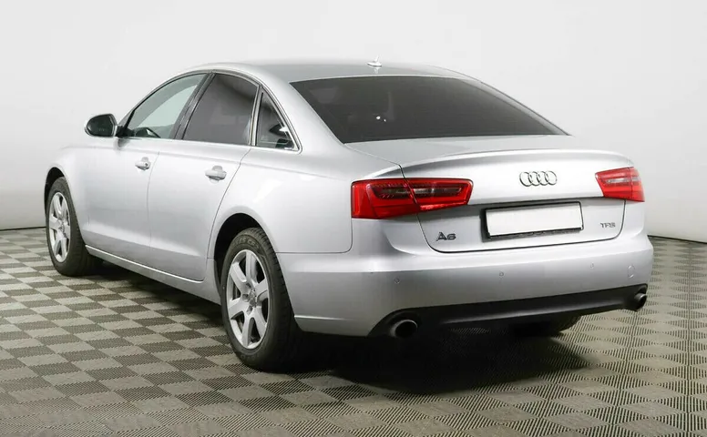 Audi A6 IV (C7)