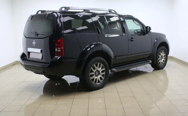 Nissan Pathfinder III Рестайлинг