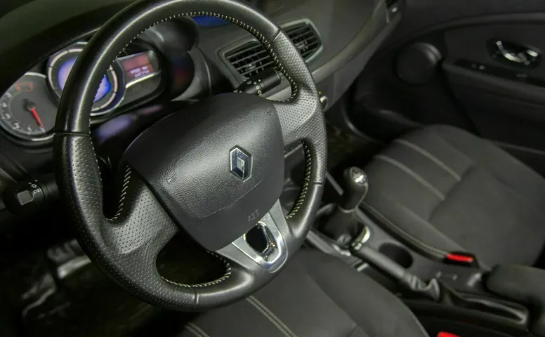 Renault fluence