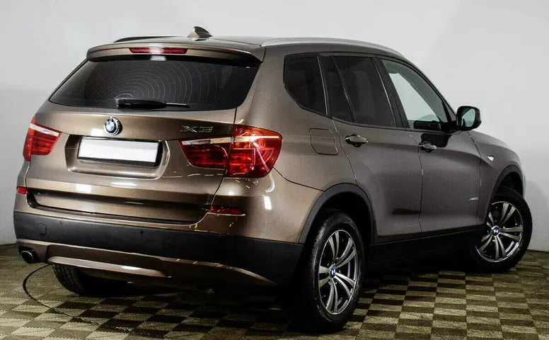 BMW X3 II (F25)