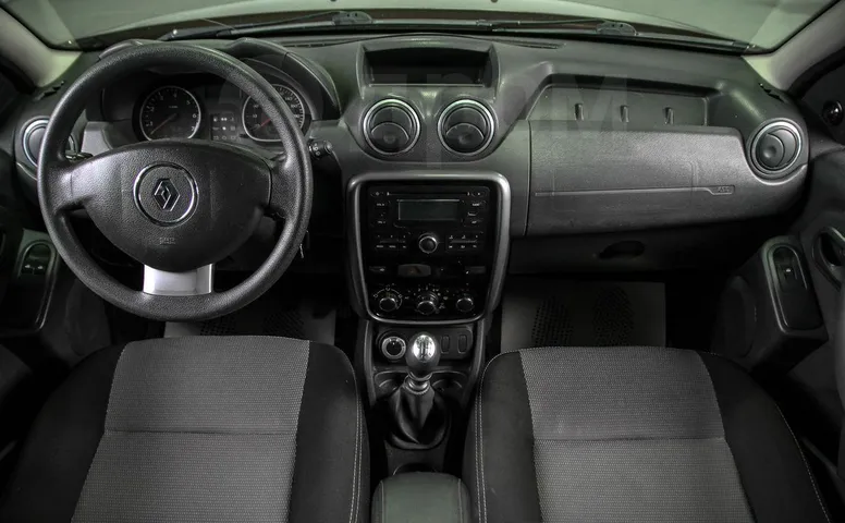 Renault Duster, 1 поколение