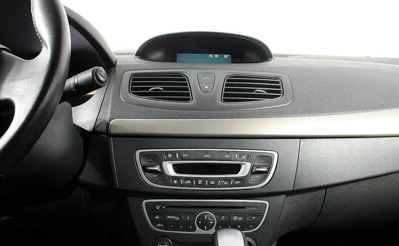 Renault fluence