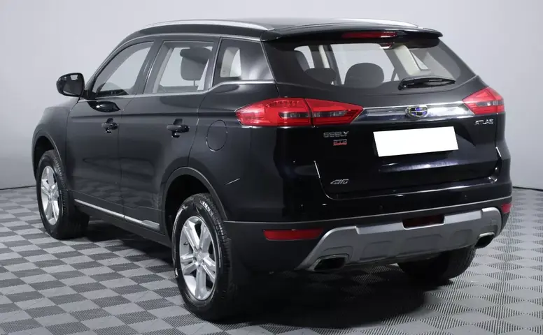 Geely Atlas