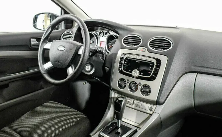 Ford Focus 1.6 Автомат