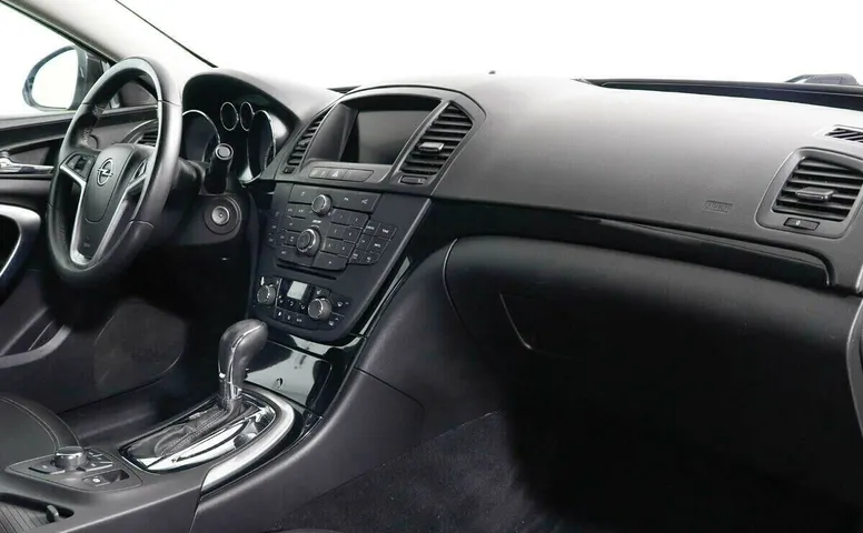 Opel Insignia I