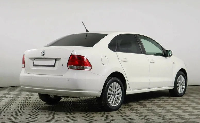 Volkswagen Polo V