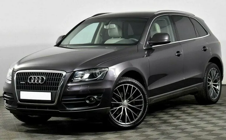 Audi Q5 2.0 Робот