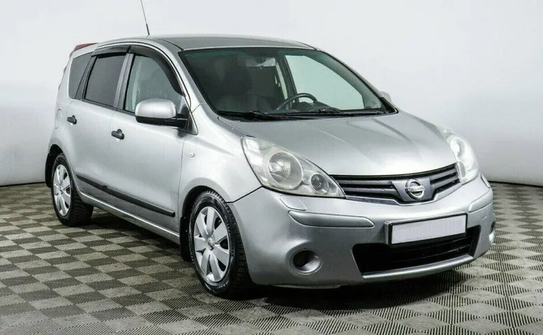 Nissan Note 1.6 Автомат