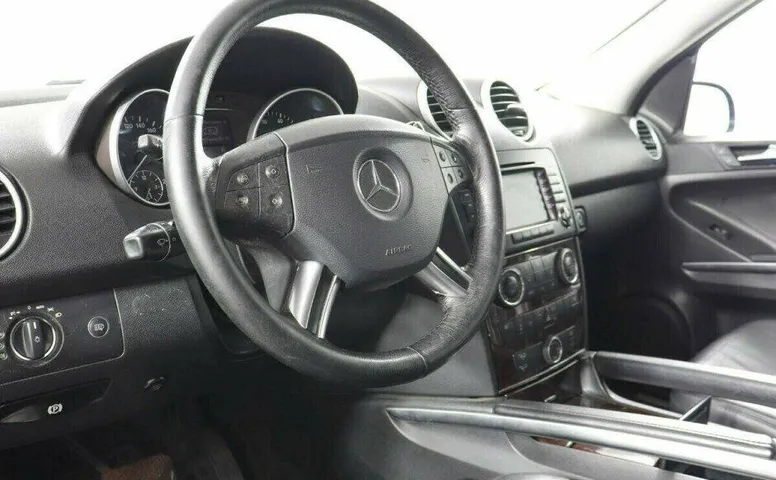 Mercedes-Benz M-Класс 3.5 Автомат
