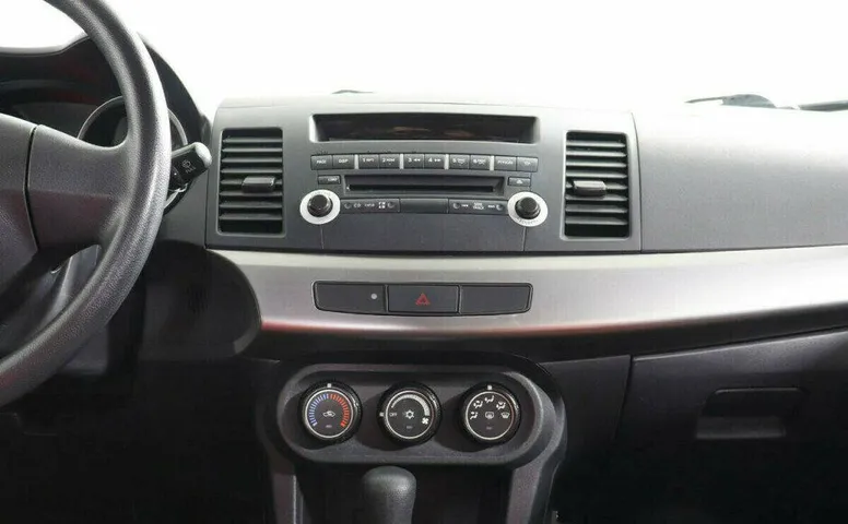 Mitsubishi Lancer 1.5 Автомат