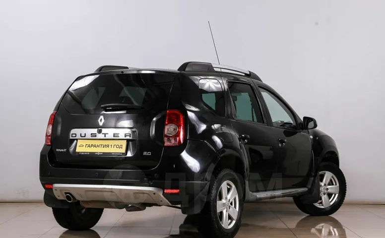 Renault Duster, 1 поколение