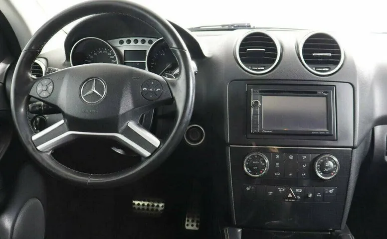 Mercedes-Benz M-Класс 3.0 Автомат